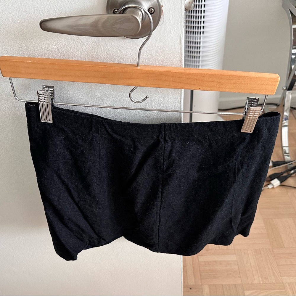 Abercrombie & Fitch Black Scarlett Mini Skort